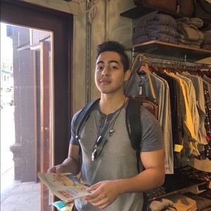 Meet your Posher, Eric